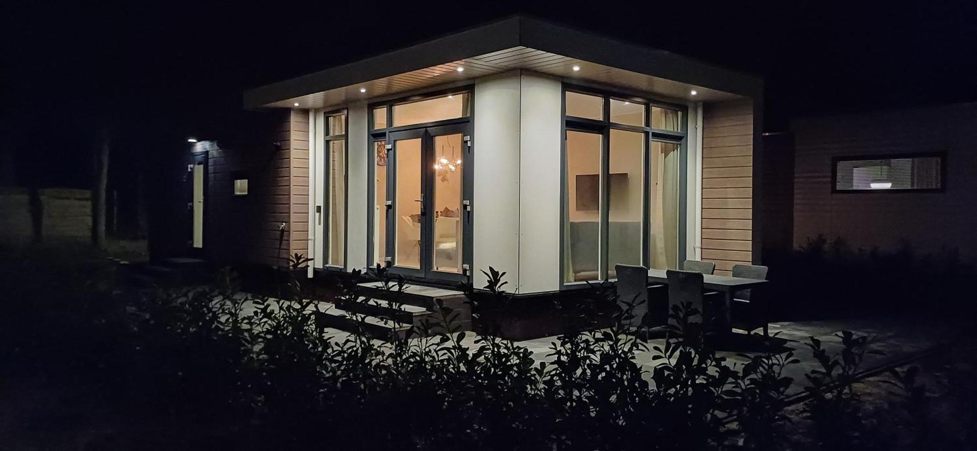 Top Luxe Chalet - Kindvriendelijk - Bos En Heide ハルデルウェイク エクステリア 写真