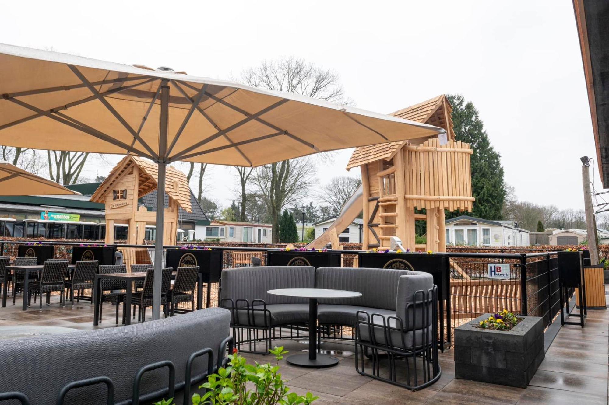 Top Luxe Chalet - Kindvriendelijk - Bos En Heide ハルデルウェイク エクステリア 写真